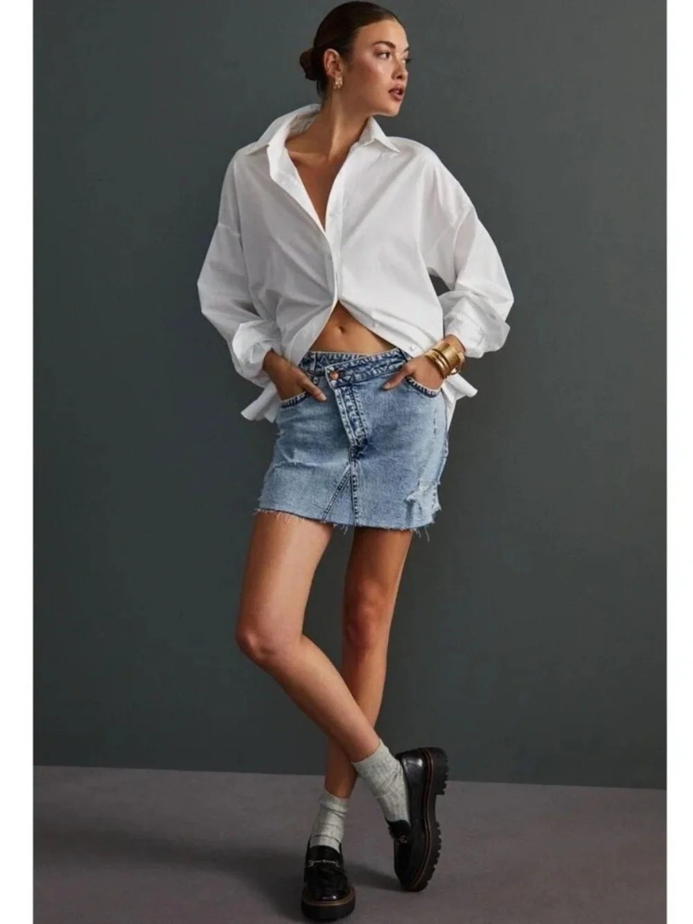 Anthropologie Pilcro Crossover Denim Mini Skirt size 8 Light Blue Distressed